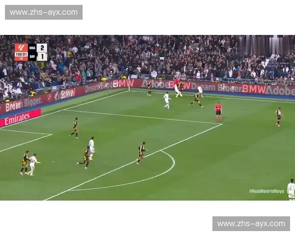 姆巴佩绝杀点球前，皇马多次进攻受阻于巴列卡诺防线