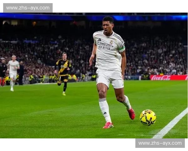 贝林厄姆大腿拉伤提前离场,皇马中场核心伤情待评估 贝林厄姆大腿拉伤提前离场,皇马中场核心伤情待评估